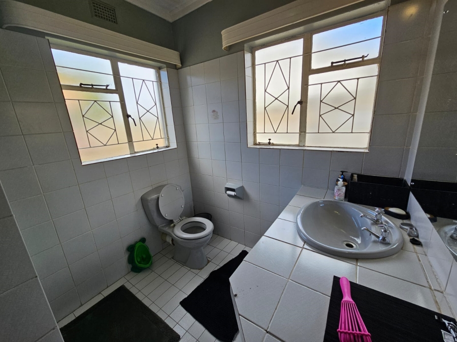 To Let 3 Bedroom Property for Rent in Riebeeckstad Free State